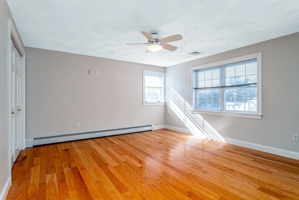 Photo of 4 Madigan Ln