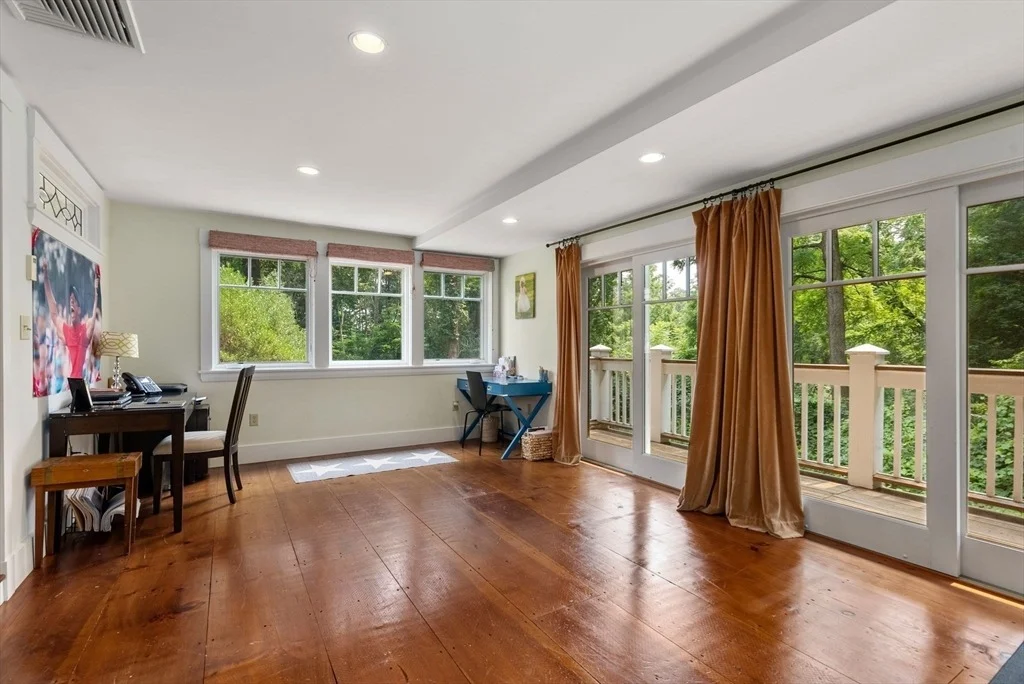 Photo of 32 Intervale Rd