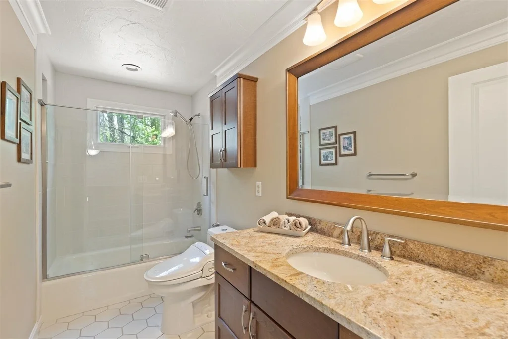 Photo of 53 Hollytree Rd