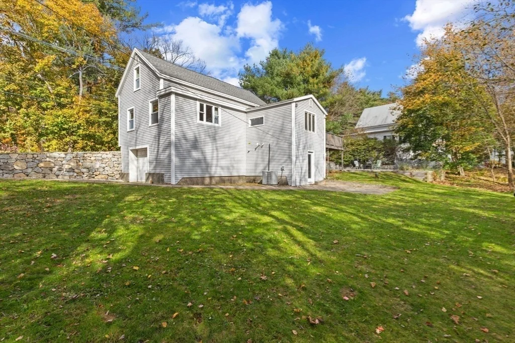 Photo of 322 Central St