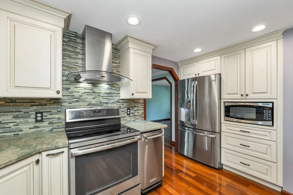 Photo of 160 Pelczar Rd