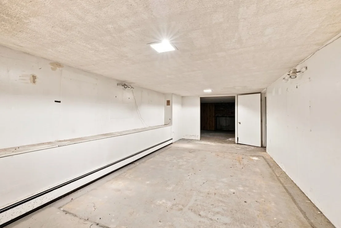 Photo of 8 Charlesgate Road