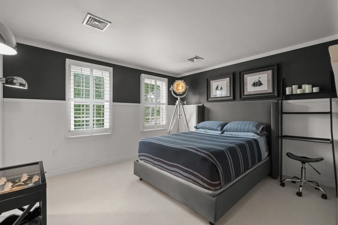 Photo of 65 Deerpath Road