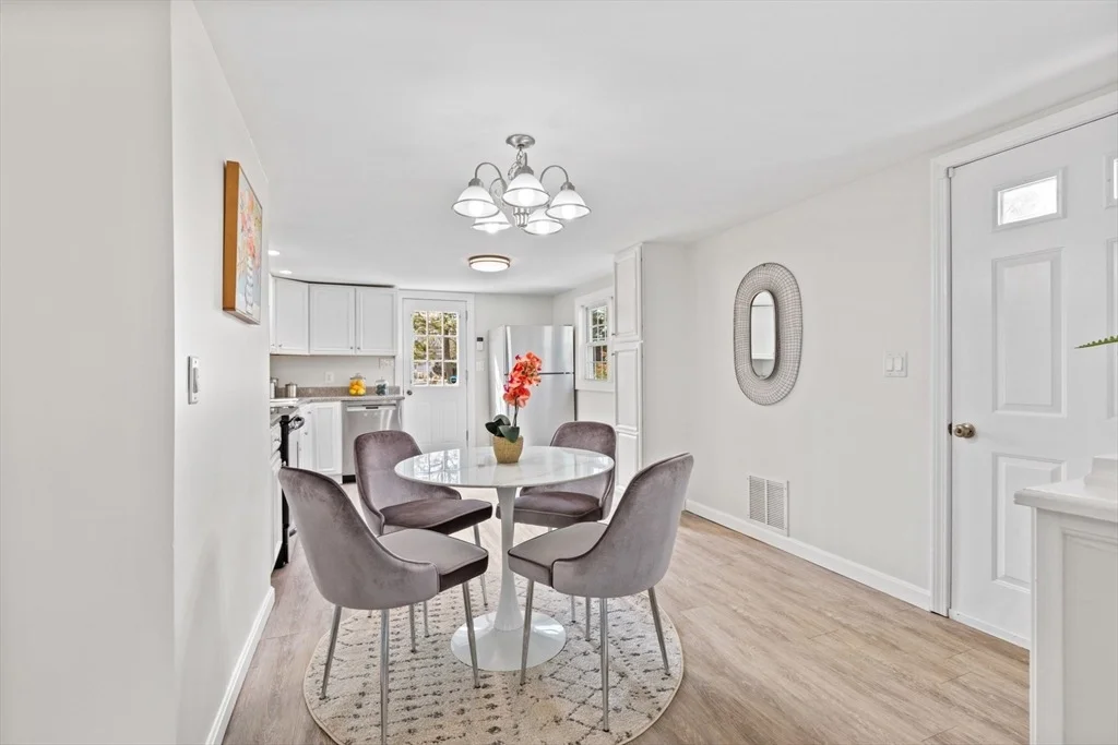 Photo of 55 Oak St