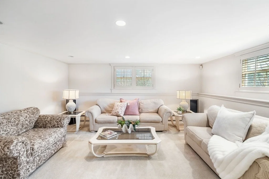 Photo of 21 Phillips Avenue