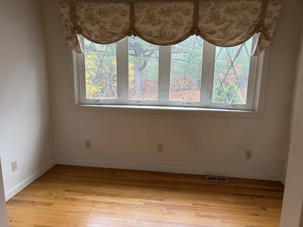 Photo of 270 Coburn Ave