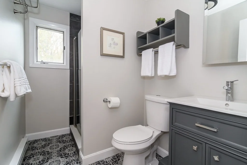 Photo of 21 Nimitz Cir