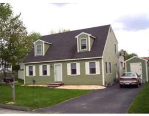 Photo of 24 Crestwood Circle