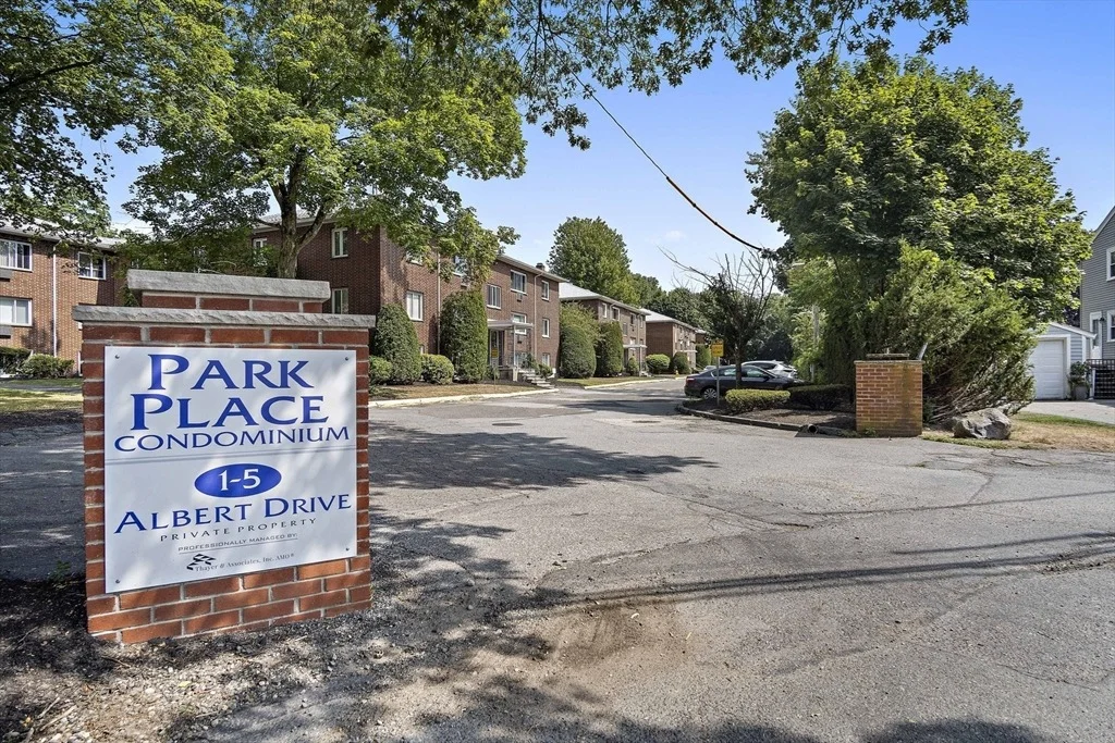 Photo of Unit 3 at 3 Albert Dr
