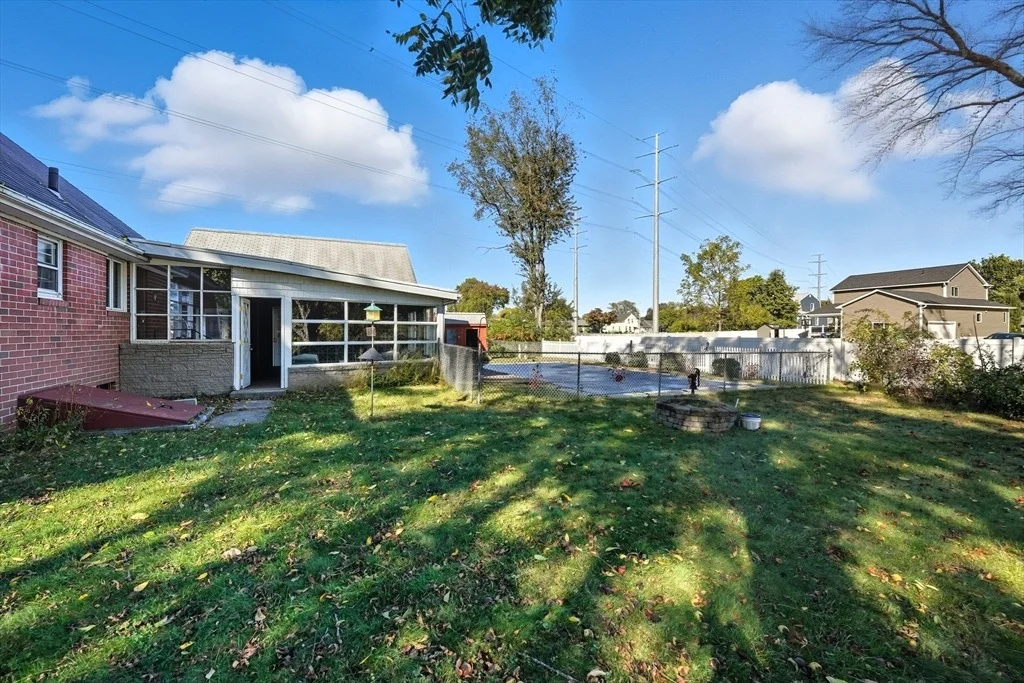 Photo of 66 Wayfield Ave.