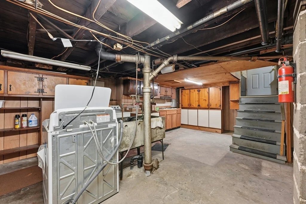 Photo of 136 Maynard St