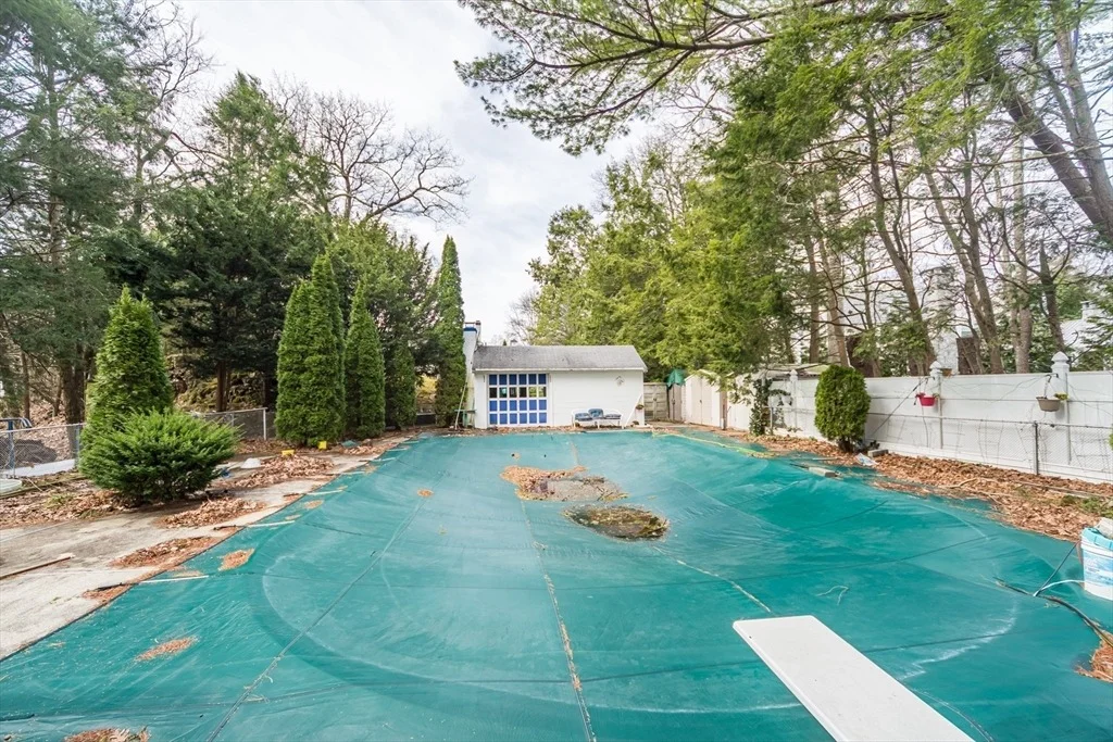 Photo of 77 Arnold Rd