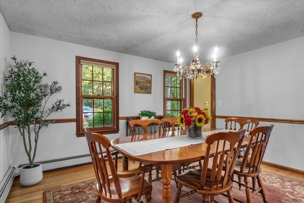 Photo of 11 Hickory Ln