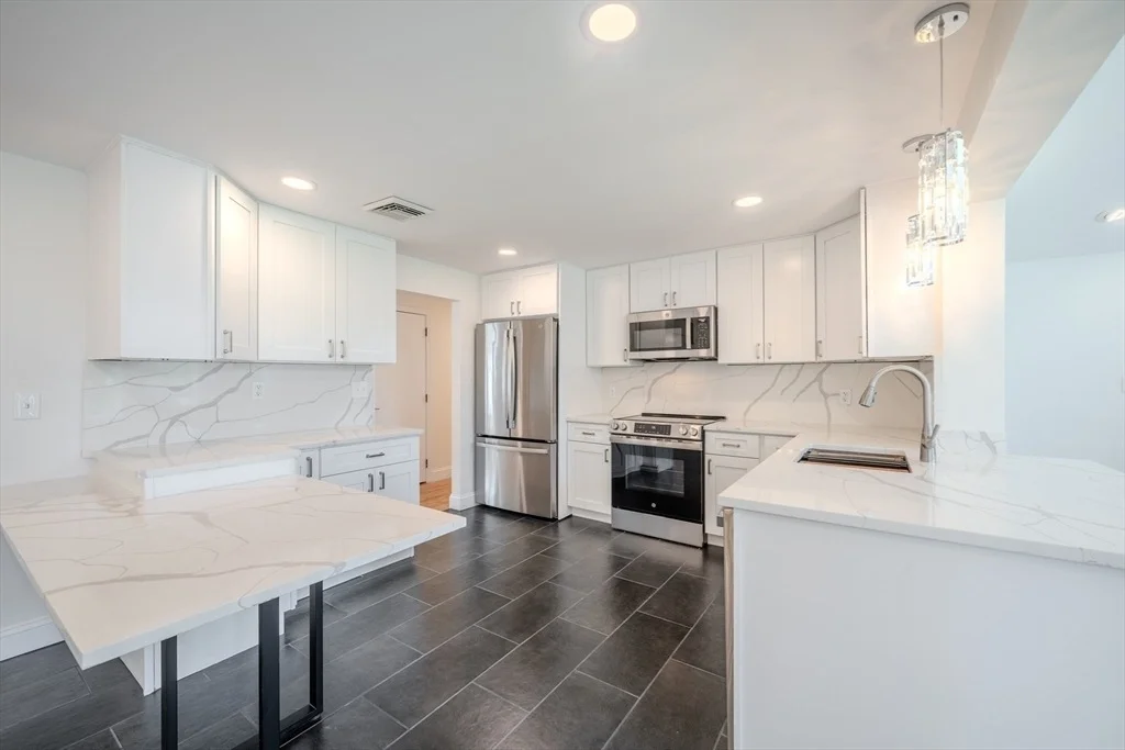 Photo of 94 Cedar Rd