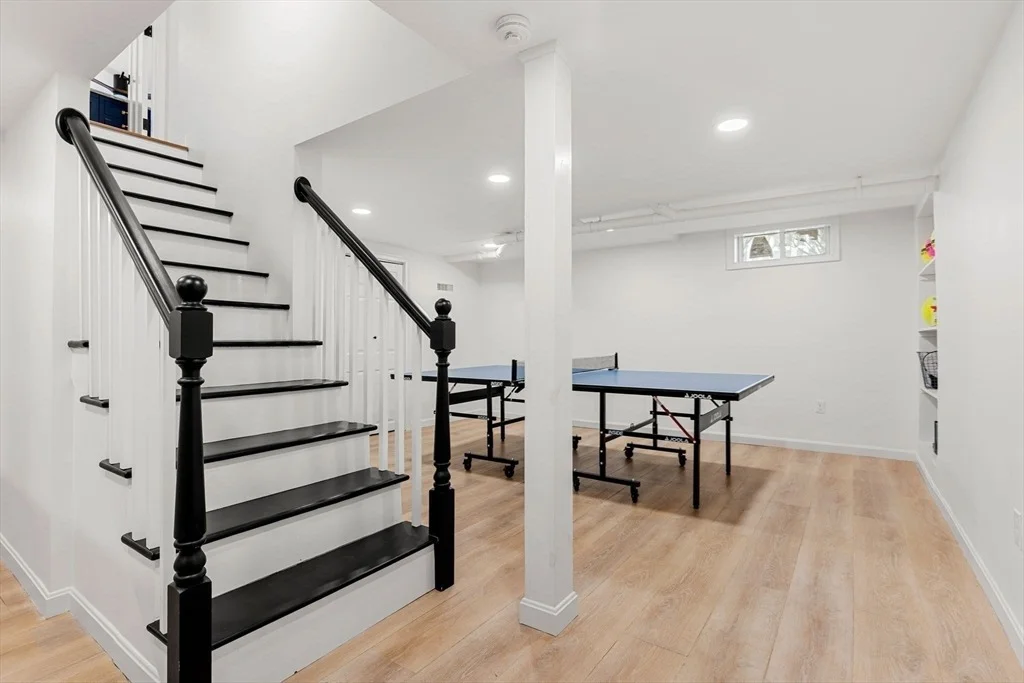 Photo of 18 Rose Ave