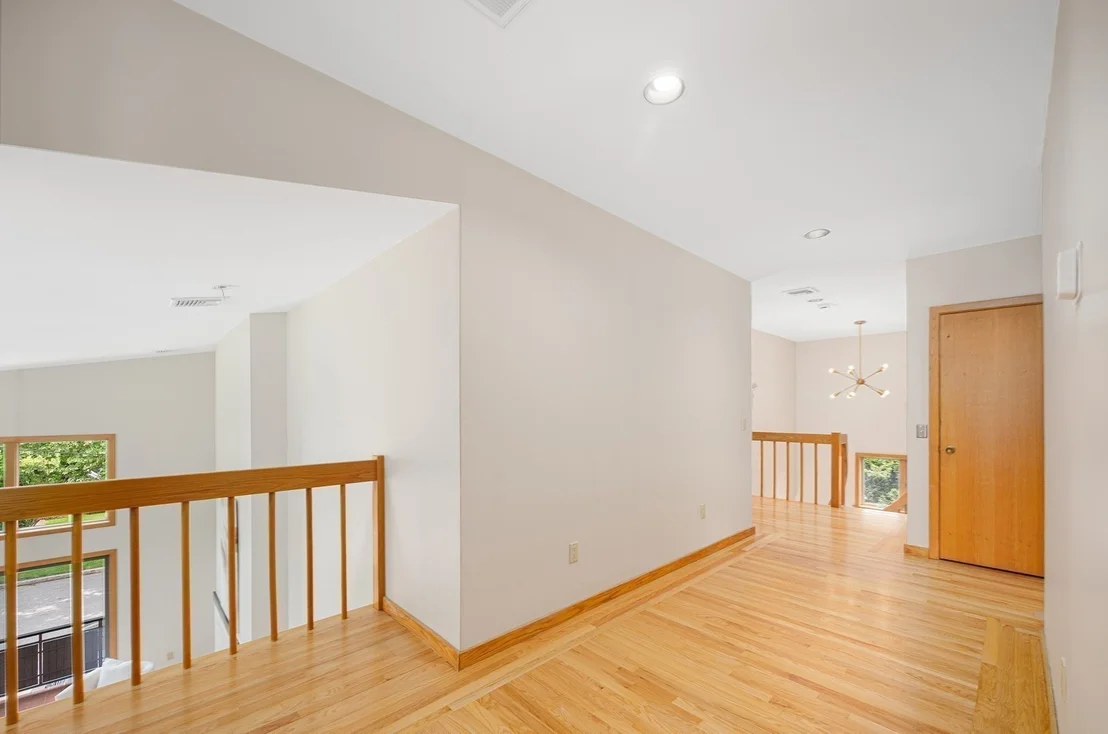 Photo of 14 Maxcy Dr