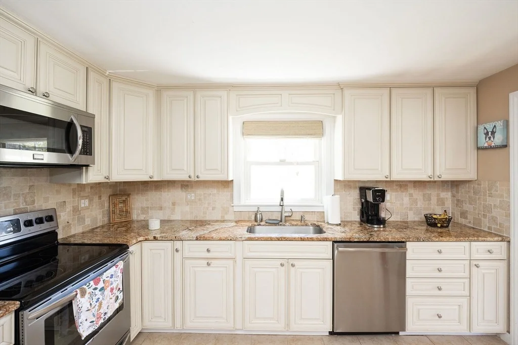 Photo of 37 Maple St