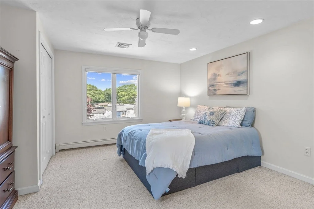 Photo of 24 Bluff Ave