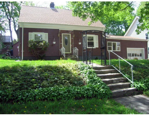 Photo of 8 Marsh Ave
