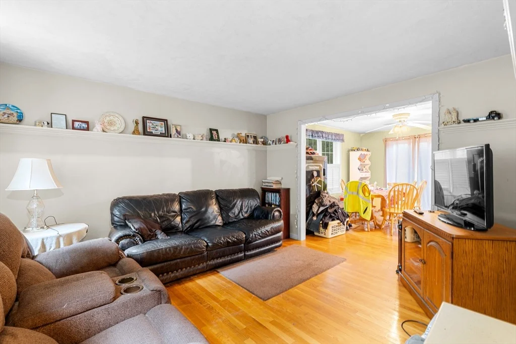 Photo of 77 Millstone Ln