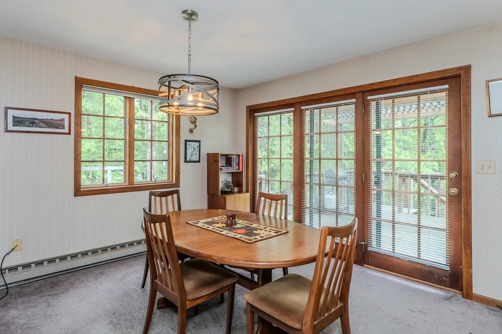 Photo of 102 Larkspur Dr