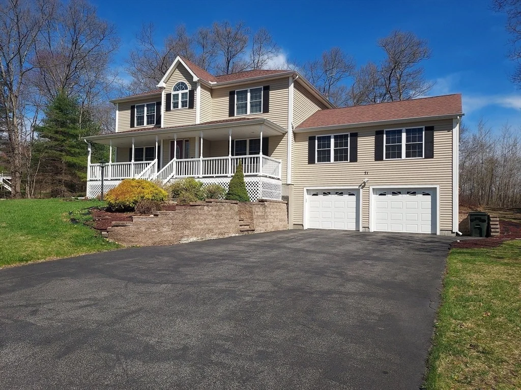 Photo of 71 Eagle Dr