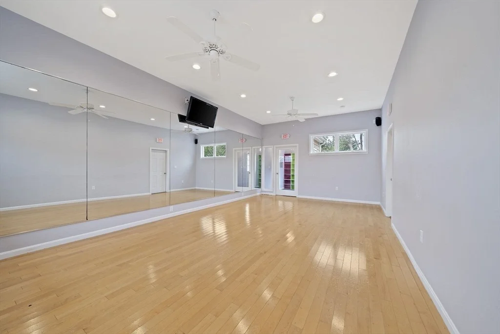 Photo of 1221 Ocean Street
