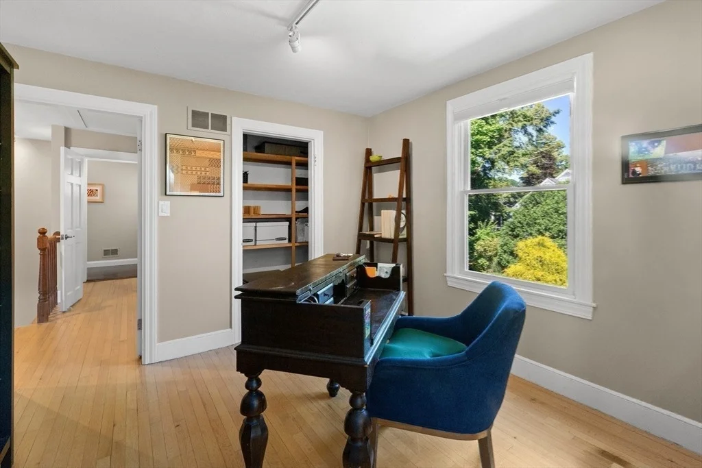 Photo of 94 Lovett St
