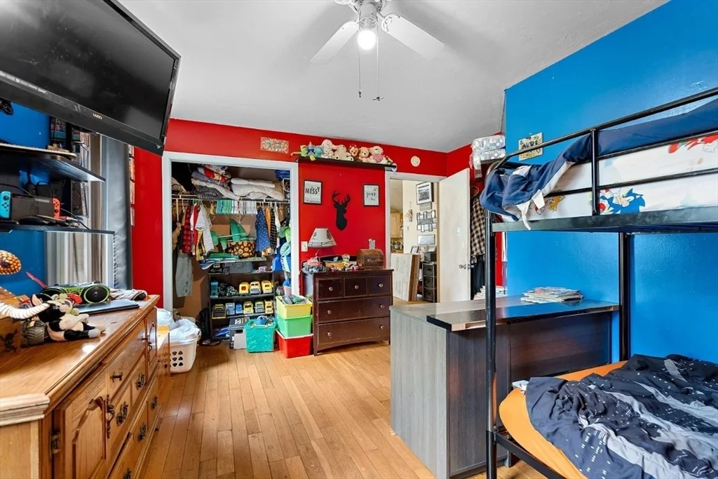 Photo of 6 Plum Tree Ln
