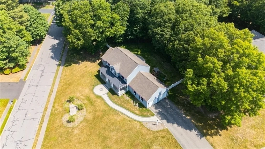 Photo of 26 Mayflower Dr