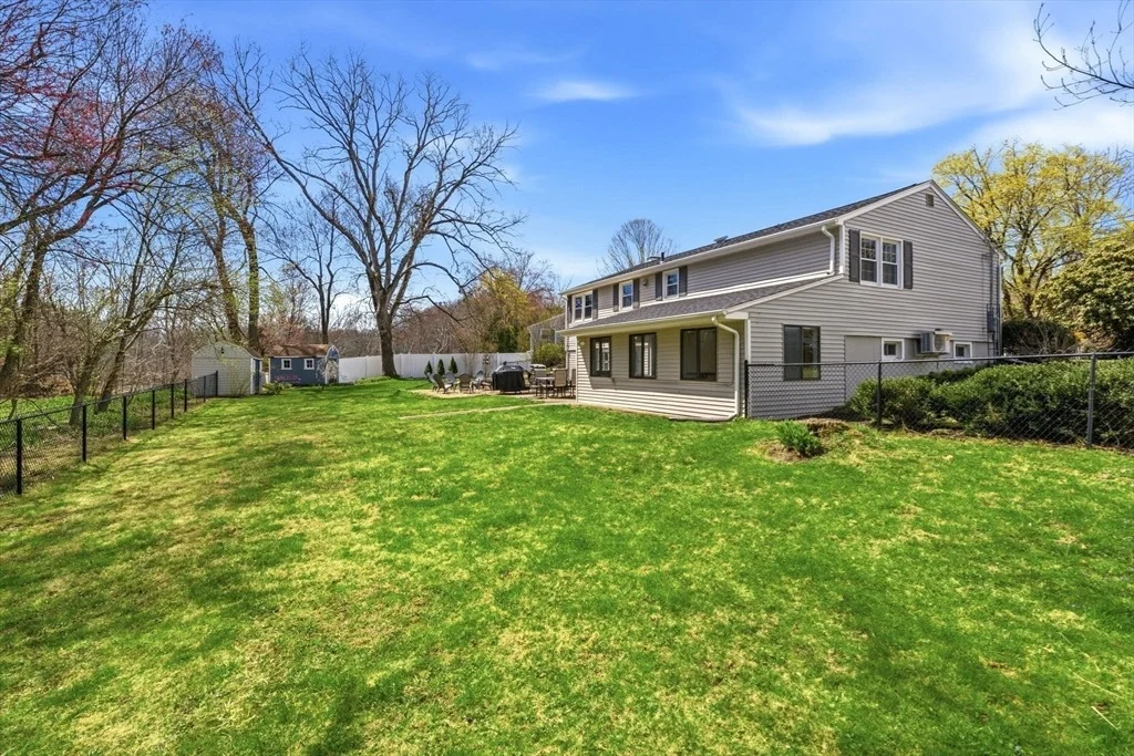 Photo of 39 Tanager Dr