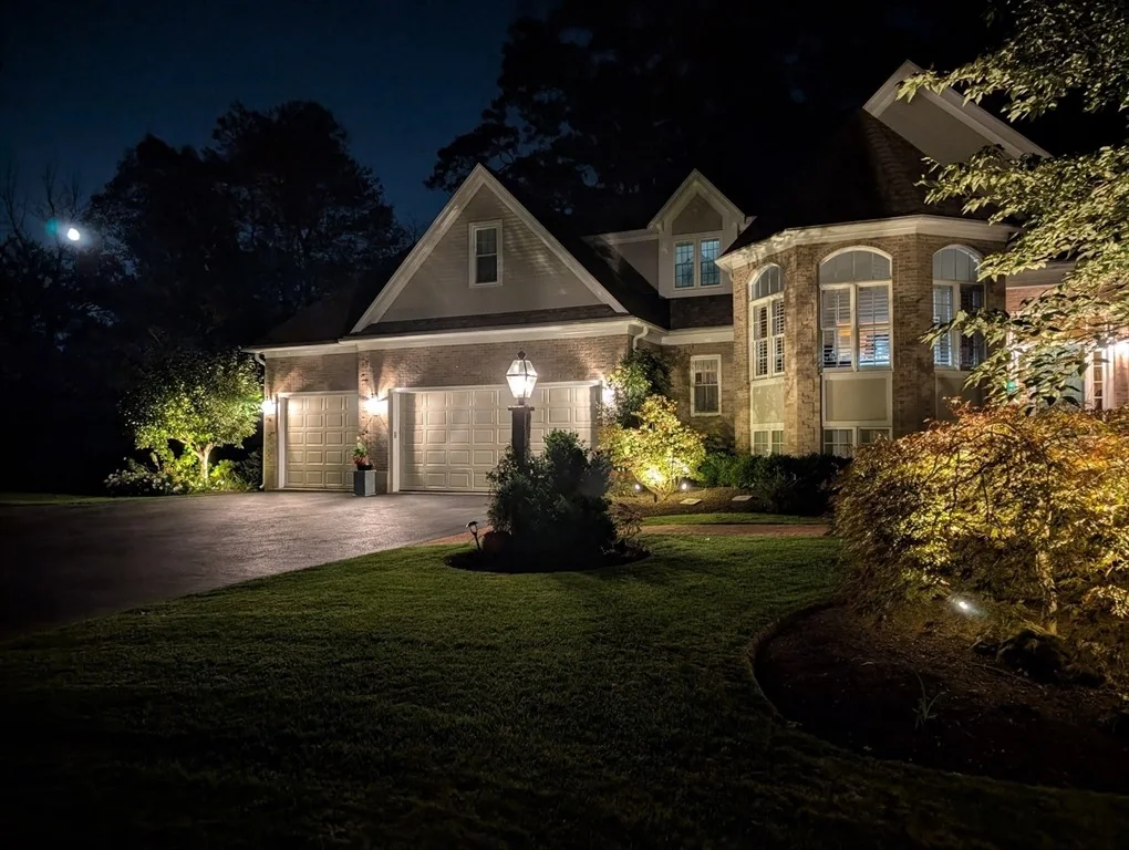 Photo of 21 Harvest Moon Dr.