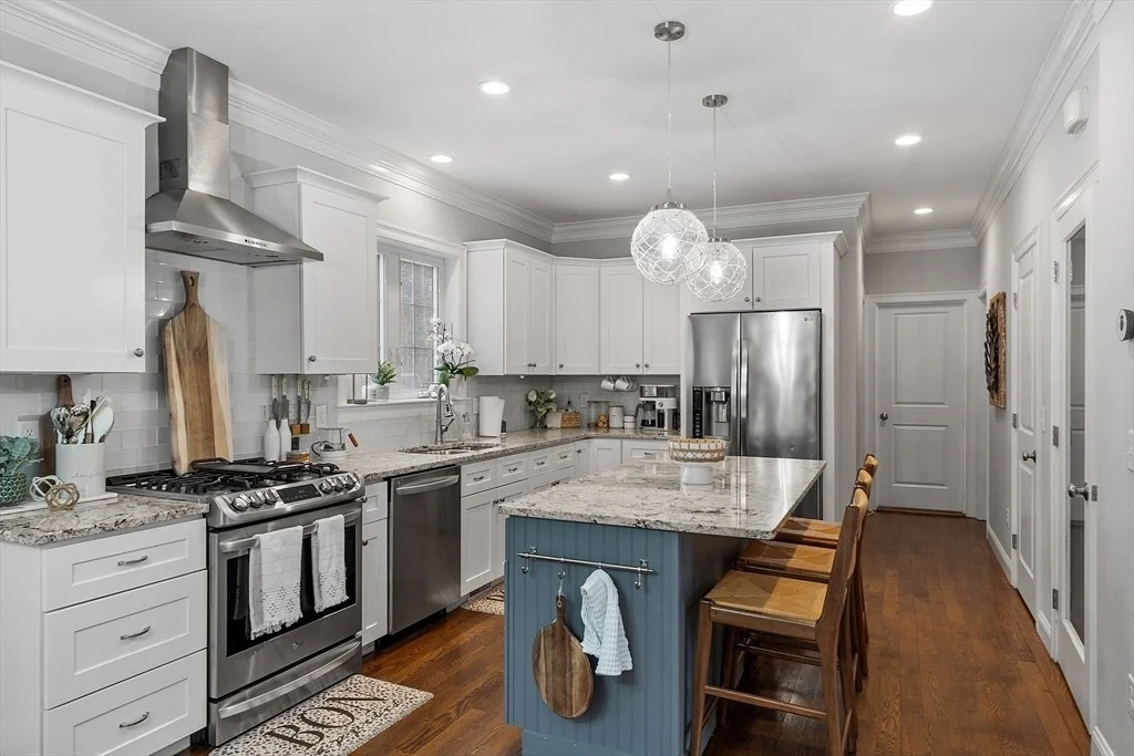 Photo of 75 Chestnut St