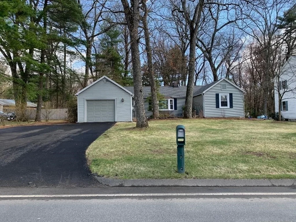 Photo of 320 Maple St