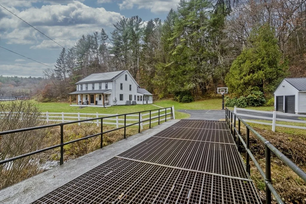 Photo of 23 Conway Rd