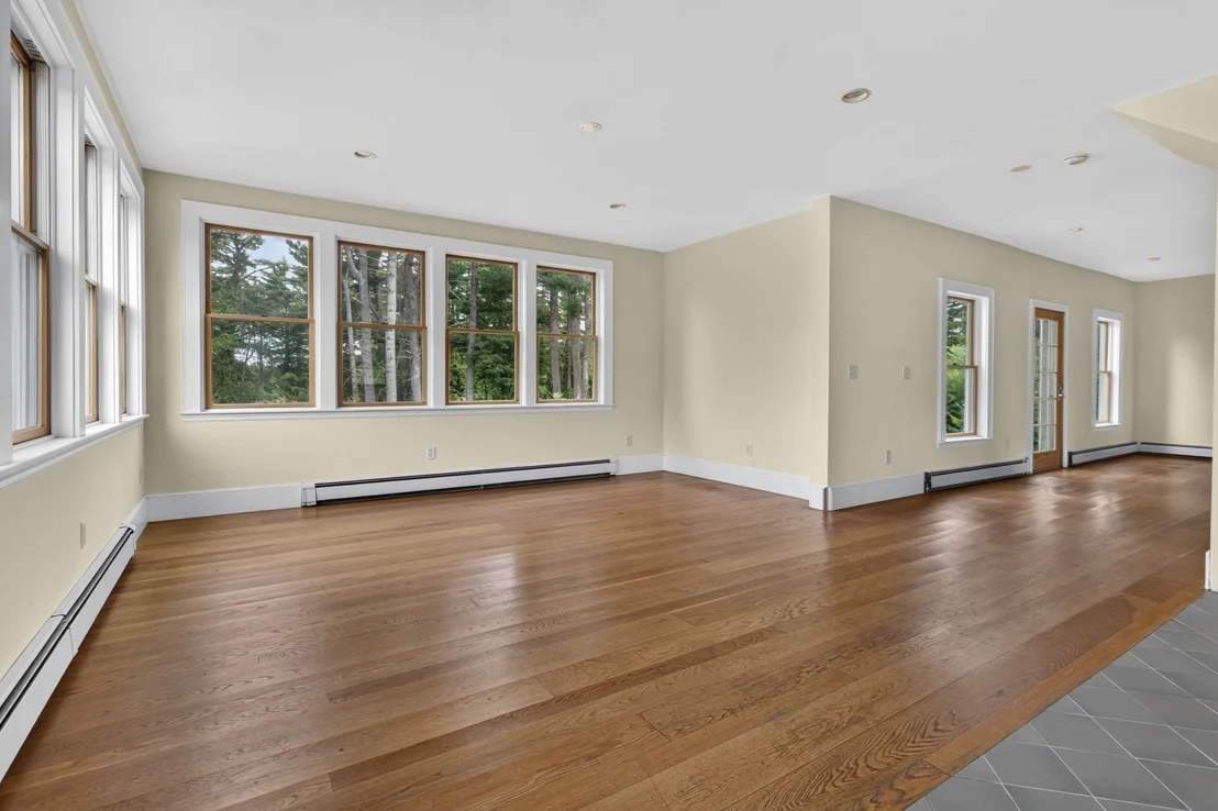 Photo of 304 High Rd