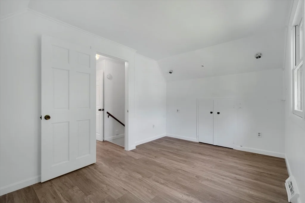 Photo of 42 Beechwood Dr