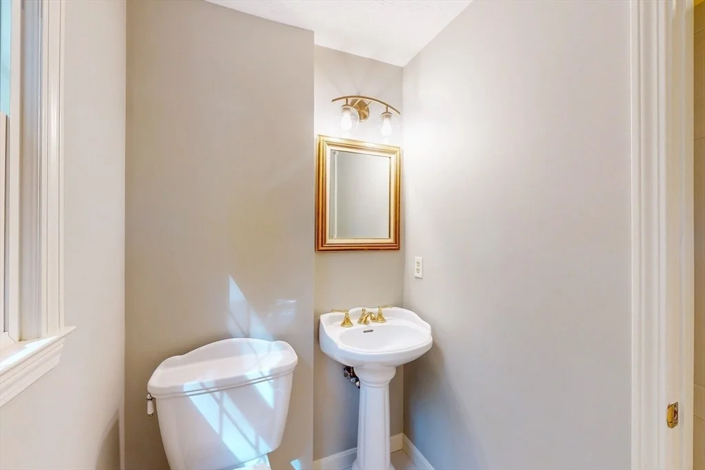 Photo of 13 Garry Dr