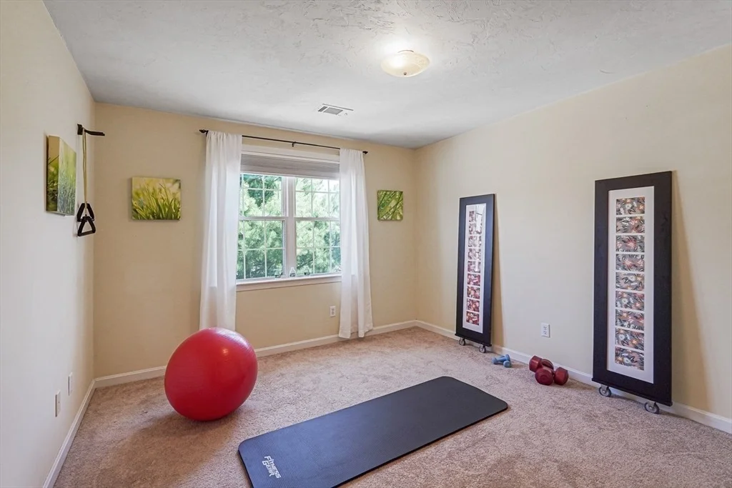 Photo of 9 Cardinal Cir