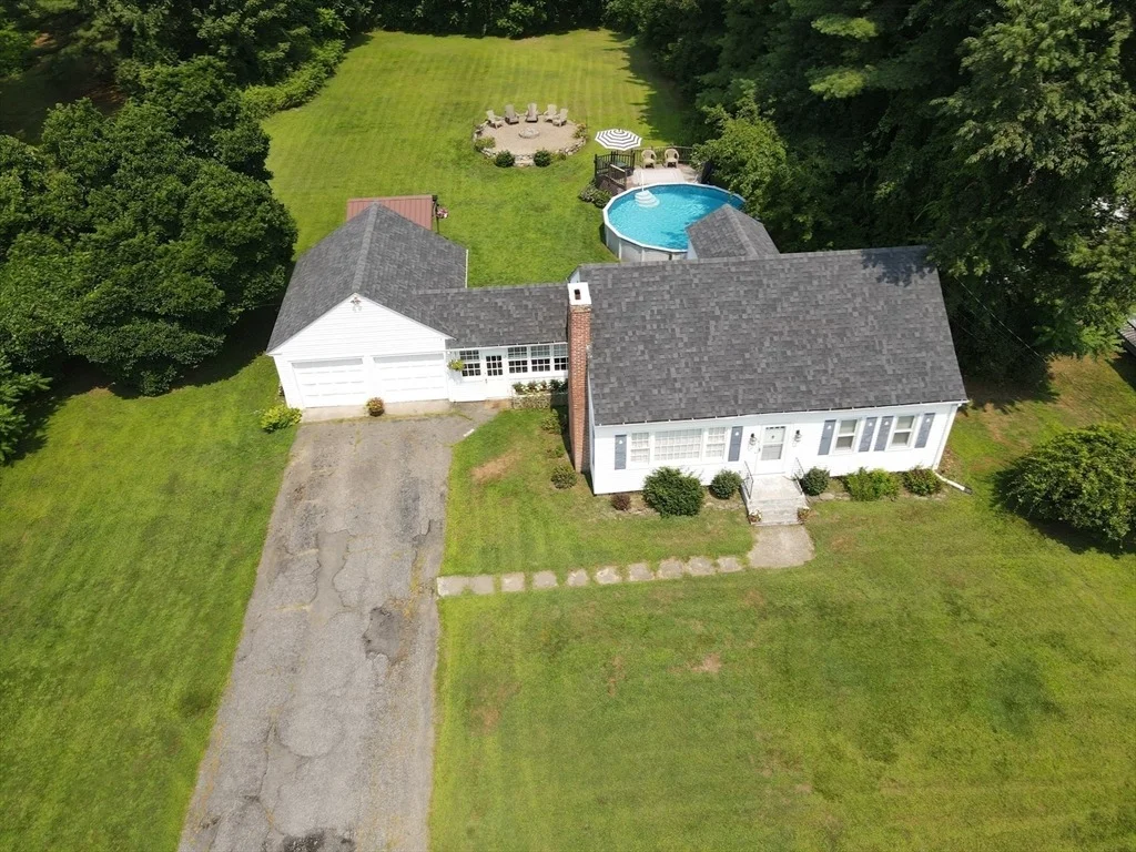 Photo of 84 Thayer Rd