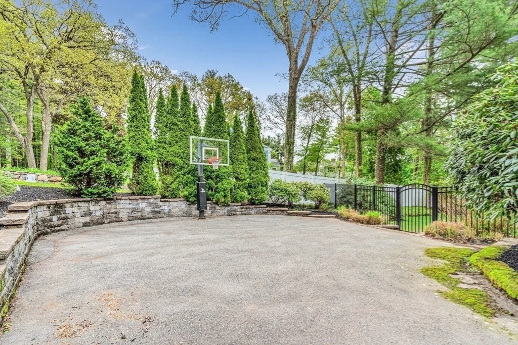 Photo of 26 Old Village Road