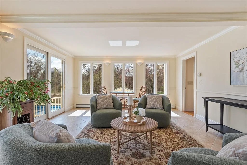 Photo of 18 Robert Rd