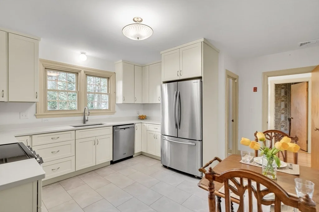 Photo of 6 Oakland Circle