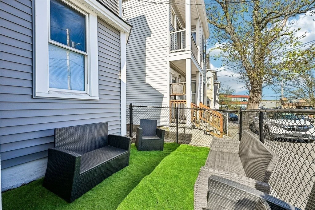 Photo of 19 Sheldon St