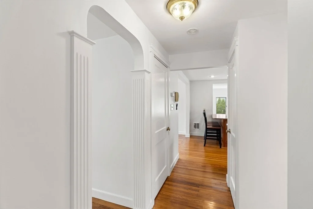 Photo of 13 Munroe Ave