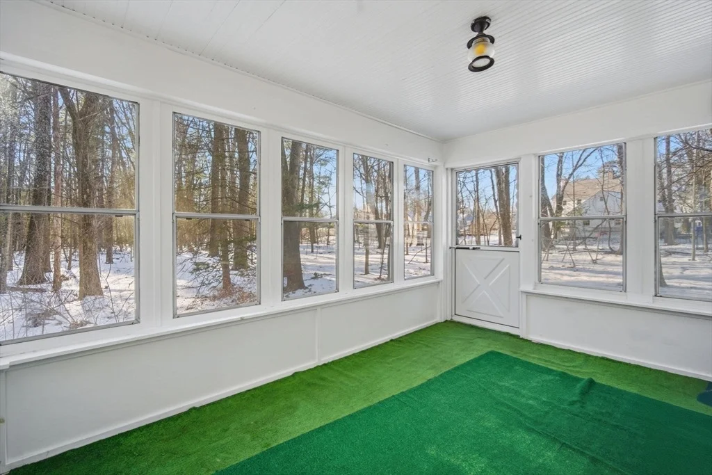 Photo of 46 Puritan Cir