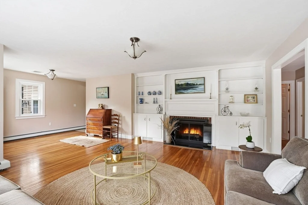 Photo of 264 Webster St