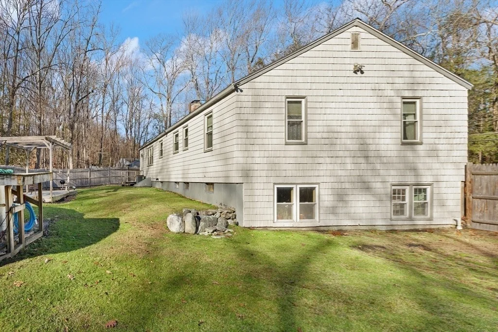 Photo of 55 Thomas Dr