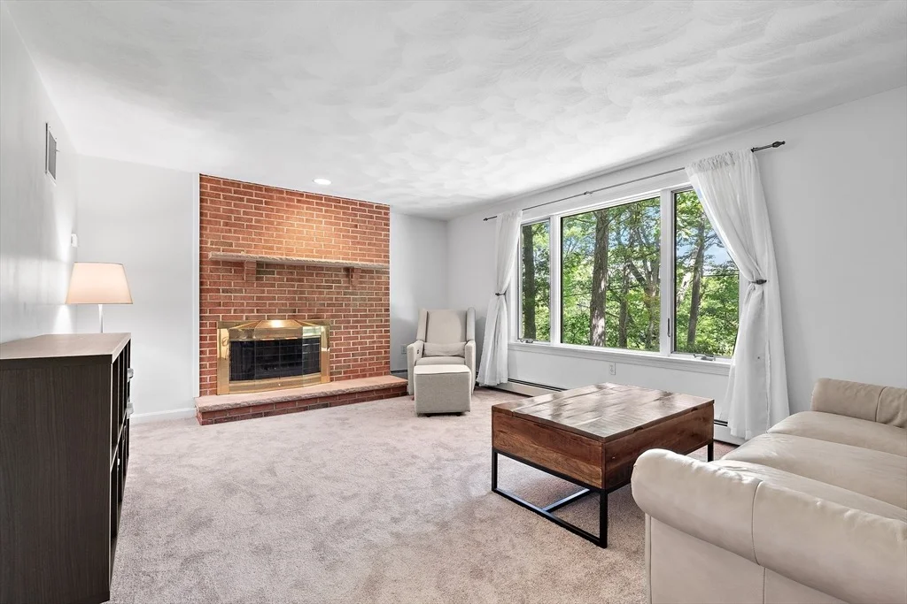 Photo of 25 Dexter Rd