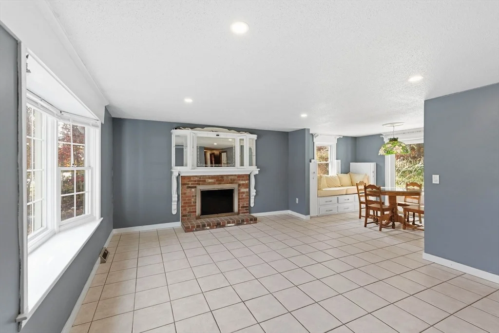 Photo of 544 Cotuit Rd